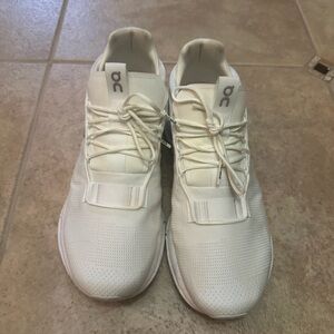 On Cloud cloudnova shoes